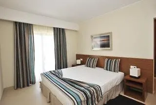 Vitors Village Apartmentos Hotel 4*